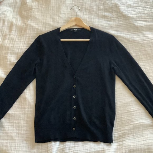 Uniqlo Black Merino Wool Crew Neck Cardigan XS - Picture 1 of 4